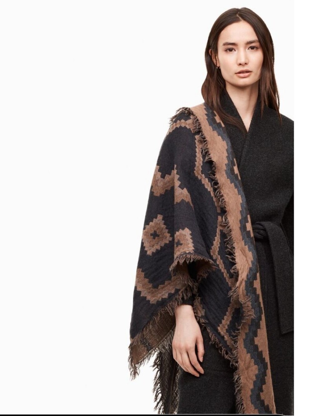Aritzia 100% Soft Wool Fringed Geometric Throw Shawl - Black & Brown
